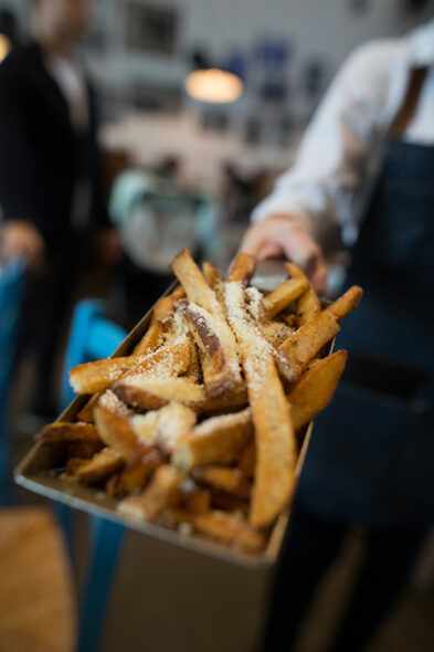 Une assiète de frite de chez Souvlaki Bar